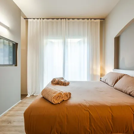 Villa Urban [free Parking - Private Garden] *