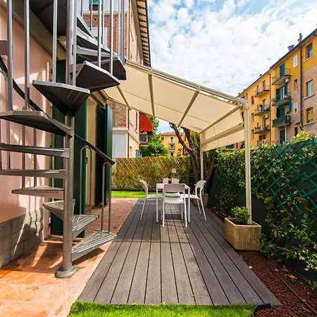 Urban Free Parking - Private Garden Villa *