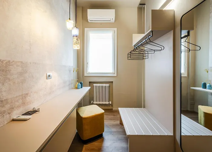 Urban Free Parking - Private Garden Villa Bolonia