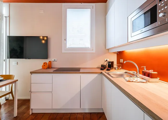Villa Urban Free Parking - Private Garden *