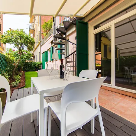 빌라 Urban Free Parking - Private Garden *